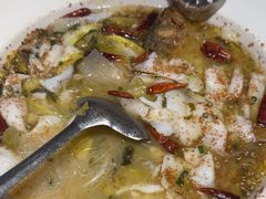 -渔语鱼新川菜Bistro(万象天地店)