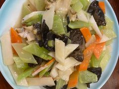 -兴隆海鲜菜馆