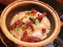 腊味煲仔饭-椰子营·椰子鸡火锅(万象里店)