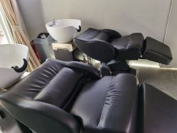 -In Style Hair Salon