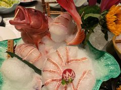 游水东南亚老虎斑-ONE FULL 古董港式海鲜火锅