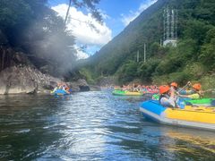 -仙人谷漂流景区