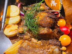 传统工艺秘制羊排-丝路金桃·新疆菜(徐汇店)