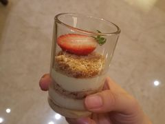 -东西风牛排馆周末烧烤自助(首都机场希尔顿店)
