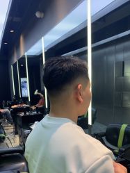 -不迫先生专业男士剪发