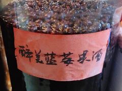 -果松木炭酸菜铜火锅·外婆参鸡汤