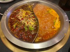 -沸炉重庆老火锅(军事博物馆店)