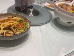 -江城小馆陕南妈妈菜·全球旅行餐厅(钟楼店)