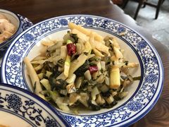 抱腌菜炒笋-兰边碗(鼓楼店)