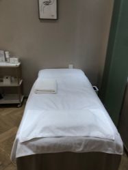 -HEYAN荷妍专业脱毛连锁机构