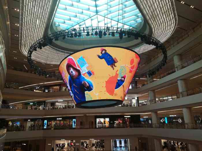 世纪汇广场-"地段:坐拥四条地铁线,地理位置超优越的,.