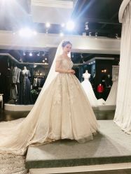 -艾米丽婚纱礼服