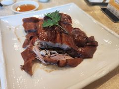 明炉荔枝木烧鹅-麒麟中餐厅·经典粤菜·地道菜式老字号(广州长隆酒店)
