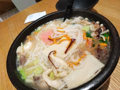 三鲜菇过桥米线-云味馆过桥米线(皇庭广场店)