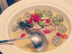 -明月食府(二区干二路店)