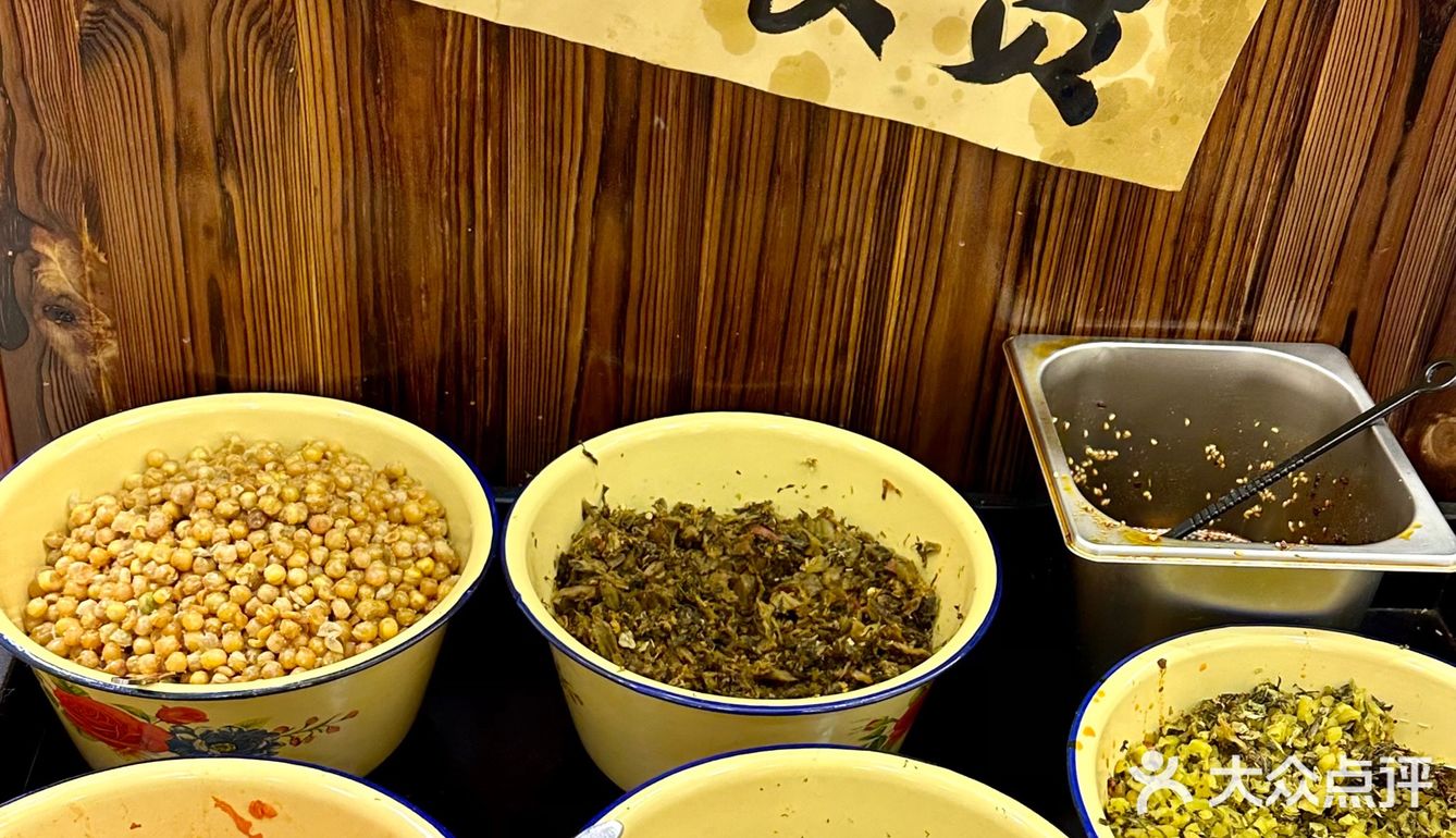 台东新开一家拌粉真的好吃哭了！尤其是土豆泥拌粉，真的！