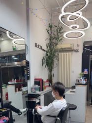 -香港菲发蒲美发沙龙