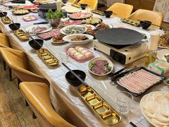 -玩坞轰趴馆·户外团建聚会主题生日派对馆(世豪广场店)