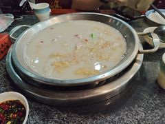 -老来福·非遗酸汤兔(凯旋路店)