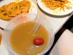 -爆炸头阿姨小四川正宗川味小吃(无任何分店)