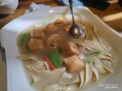 鲜腐竹焖酿豆泡-東舍食唐精品陕菜馆