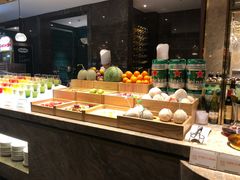 -半岛翡丽海鲜自助餐厅(观风亭店)