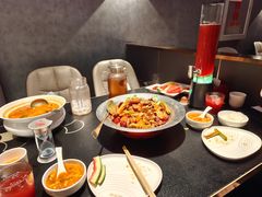 -辣尚瘾·烤鱼·新川菜(牡丹园直营店)