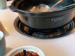 -东椰·海南椰子鸡火锅(朝阳门店)