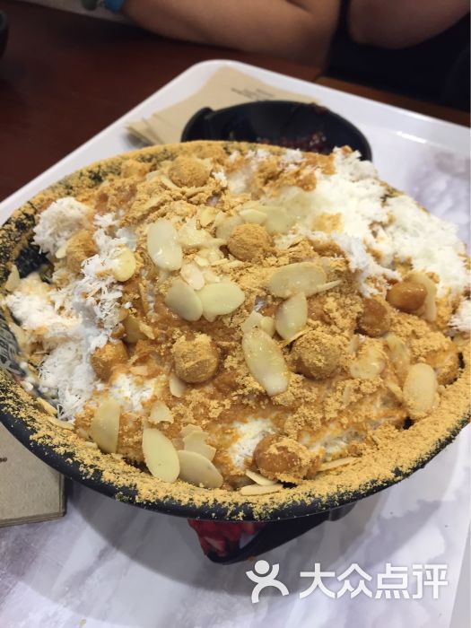 下雪的村庄(虹泉路总店)的点评