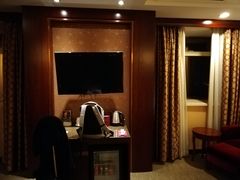 -南京金鹰皇冠假日酒店