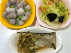 油面筋胡萝卜木耳炒白菜-交通大学（闵行校区）-第二餐饮大楼