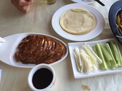 -大鸭梨烤鸭店(金顶街店)