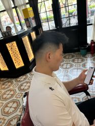 -豪帅男士理容馆