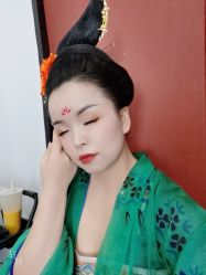 -盘子女人坊生日照·摄影馆(华强店)
