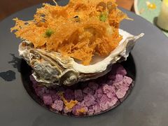 盐烤香酥生蚝配鱼子酱-星叶·东南亚料理(宁波万象汇店)