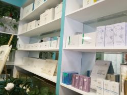 -斐尔国际皮肤管理中心