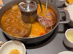 -左庭右院鲜牛肉火锅(浦江欢乐颂店)