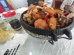 -撒拉人家.酸菜牦牛肉火锅