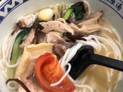 -蒙自源米线大王(信利城市广场店)