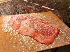 现切肩胛牛排-老乾杯和牛烧肉(王府中环店)