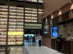 -上海虹桥中心爱琴海亚朵S酒店