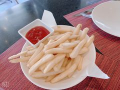 -WOLFGANG PUCK KITCHEN & BAR(迪士尼小镇店)