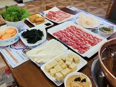 -楼外楼大刀肉传统火锅居(博学路店)