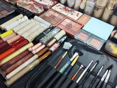 -ME觅妆·定制美妆·彩妆私教(菱角湖店)