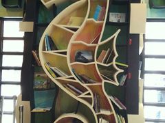 -钟书阁(松江泰晤士小镇店)