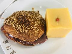 豌豆黄-老磁器口豆汁店(天坛店)