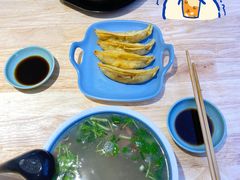 -老新隆牛肉锅贴(新街口店)