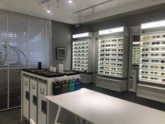 -目艮眼镜SHOWROOM(品牌集合店)