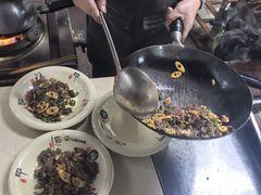 -何永光123鲜牛肉馆(1号店)