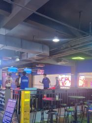 -跃梦星城卡丁车游乐园(优特汇店)